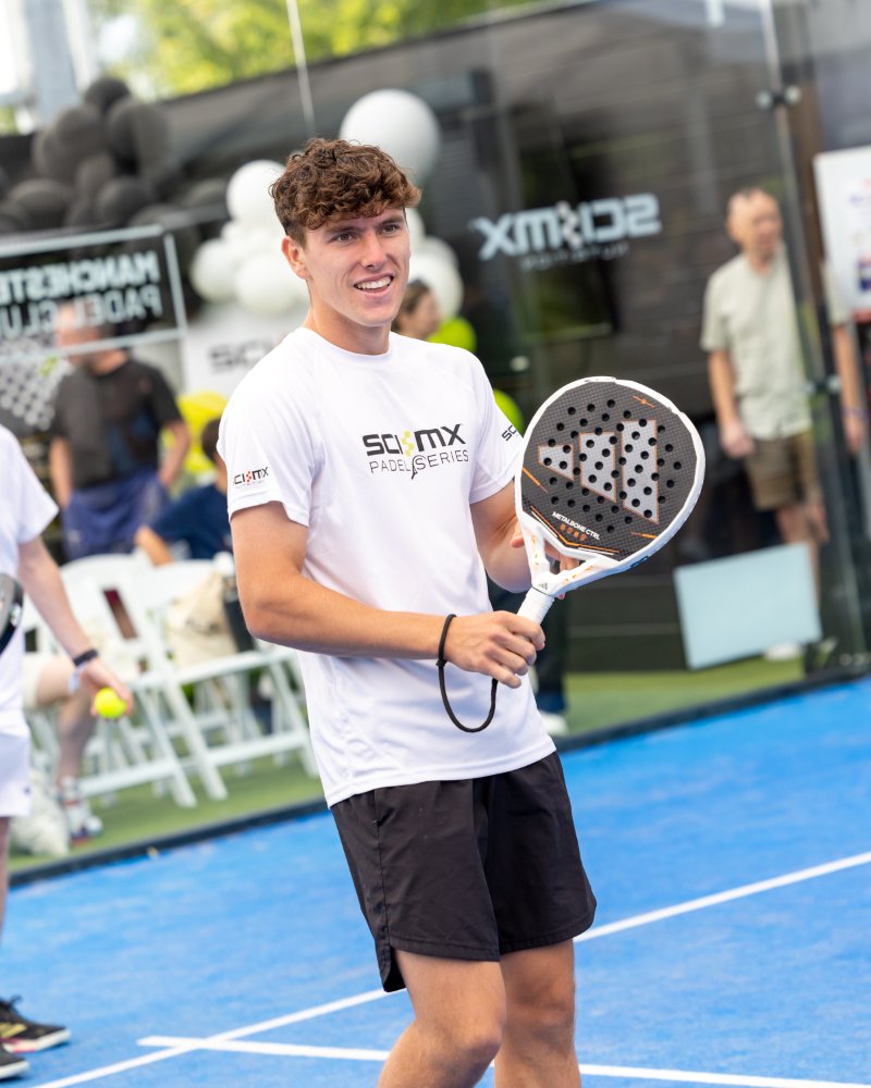 Ollie Aspin, padel coach